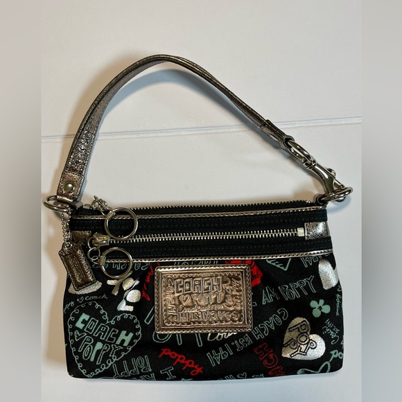 Y2K VINTAGE COACH POPPY wristlet EXCELLENT CONDITION